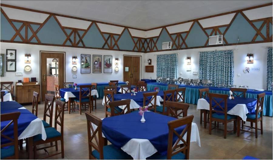 Modi'S Resort, Karjat Buitenkant foto